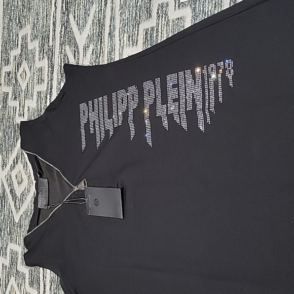 Dress - Picture 2 of 5